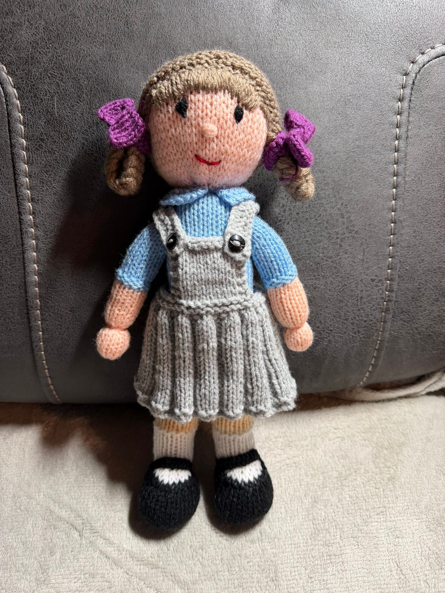 Little Dazzler Doll Suzie pattern by Carol Turner