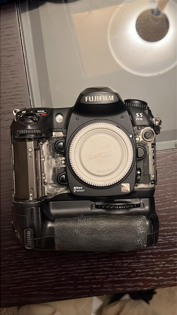 Fujifilm S5 Professional Camera Review and Discussion