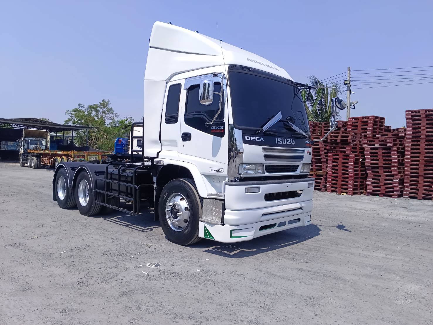 หัวลาก Isuzu deca 320 ปี 48... - Somprasong Saesow | Facebook