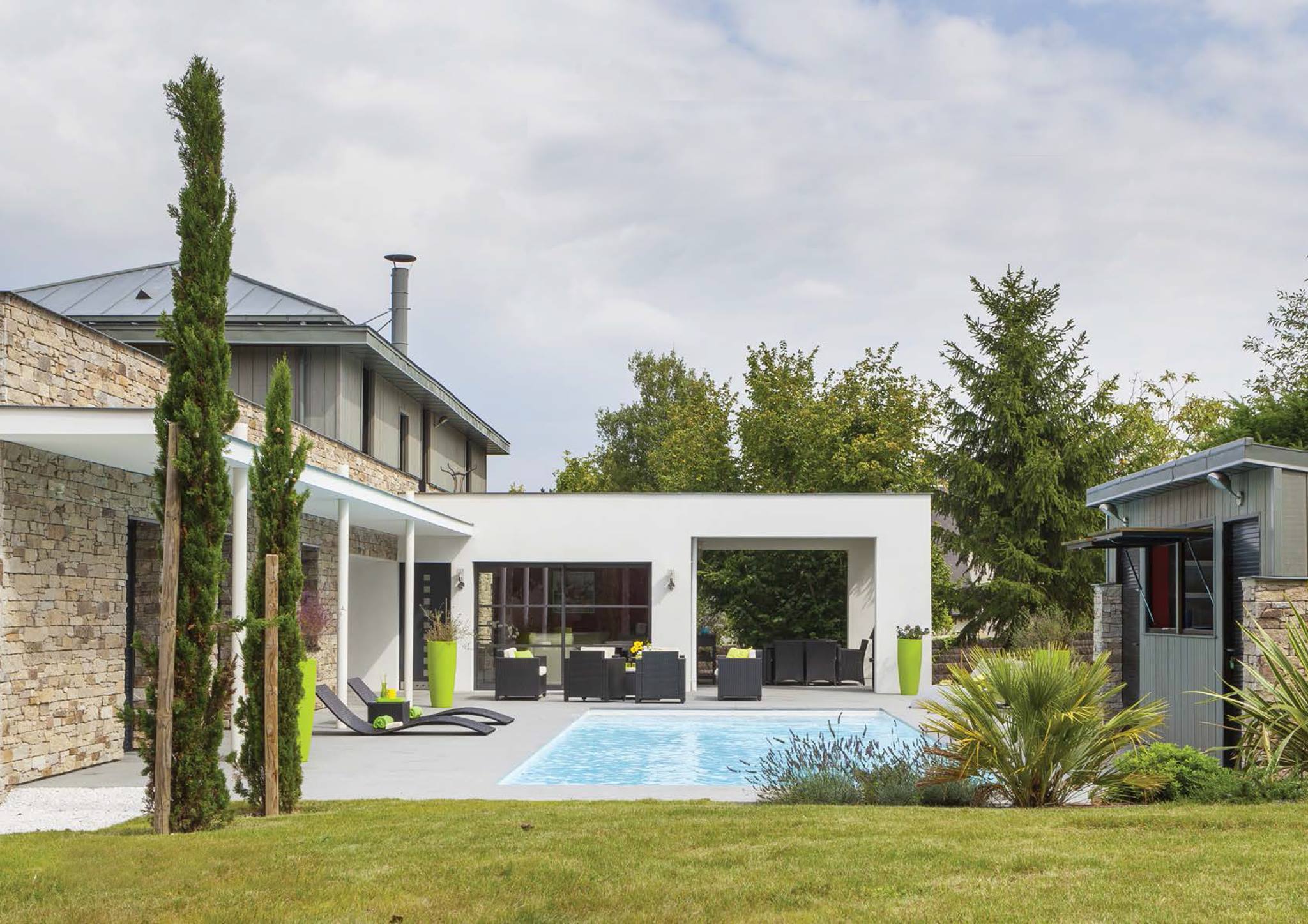 Pool Office | Istanbul