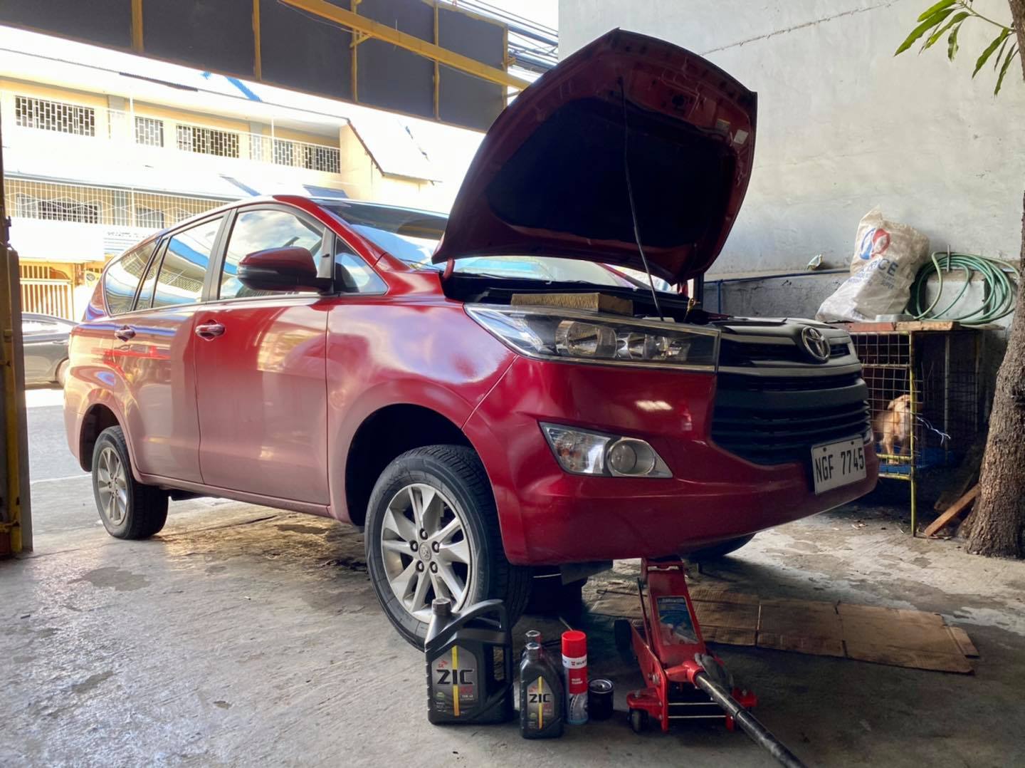 Venom Garage - PMS - Toyota Innova 1GD change oil ...