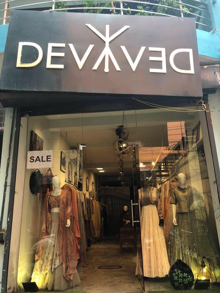Deva_deva_designer