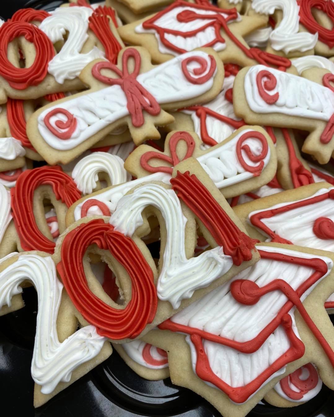 👨🏼‍🎓 👩🏼‍🎓 Here are few pictures of... - Two Smart Cookies