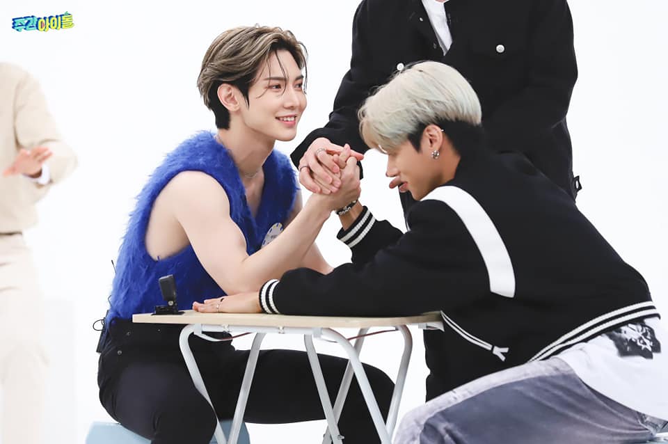 arm wrestling with... - ATEEZ 에이티즈 : Kang Yeosang 강여상 | Facebook