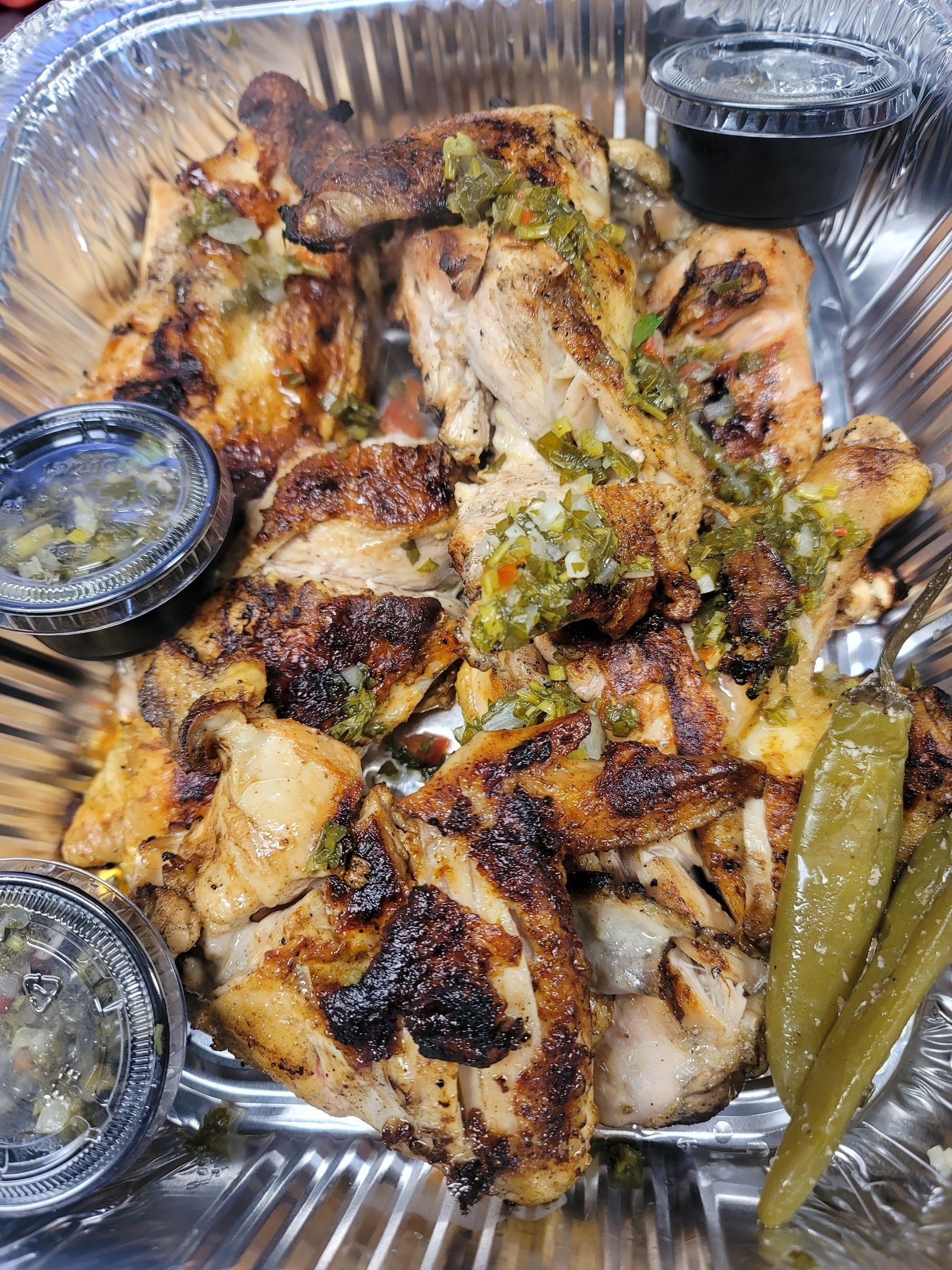 delicias hispanas don pablo | Pollo entero Papa's Fritas Arroz ensalda ...