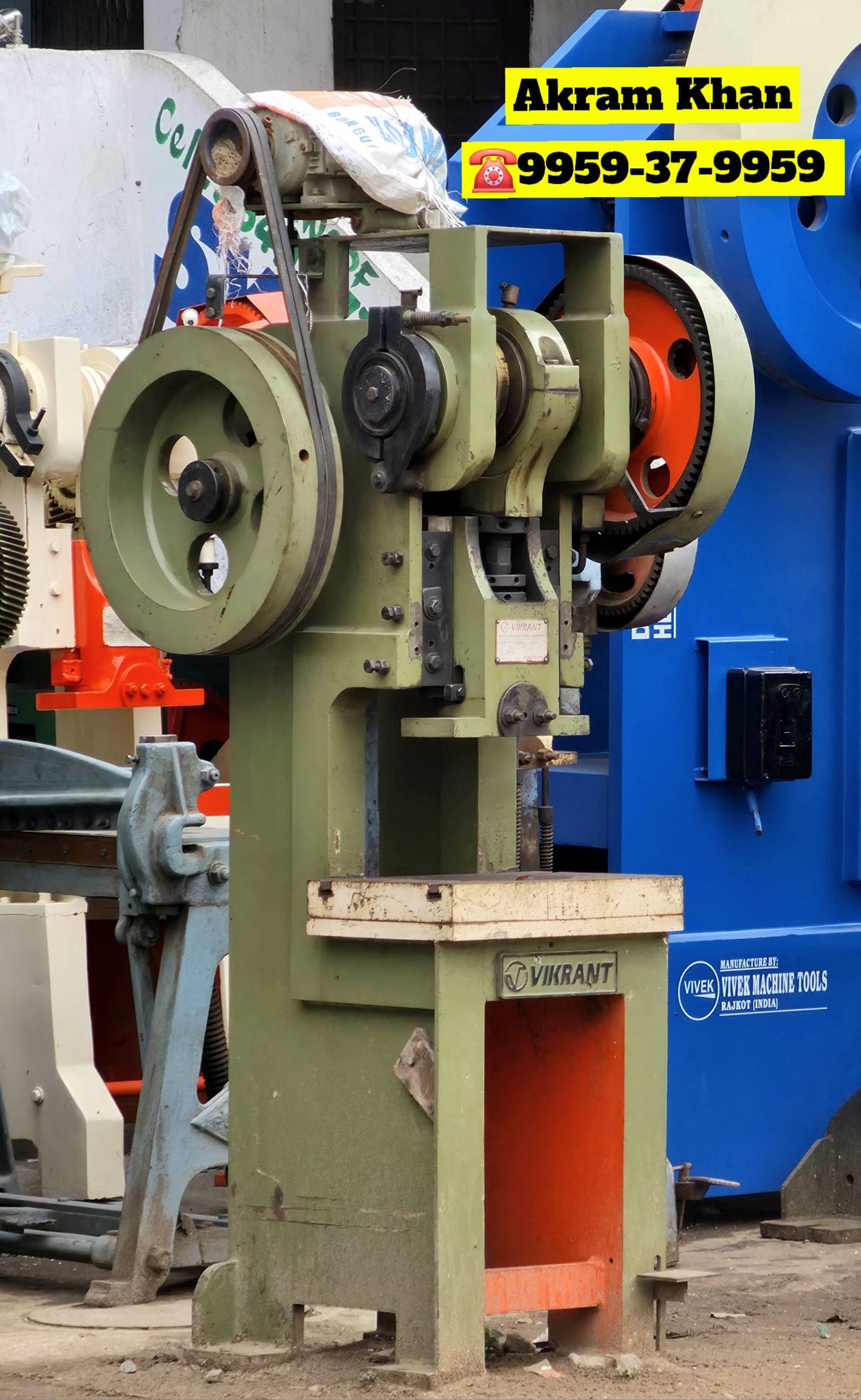 ジェリー FOR SALE CONTACT 7021388172 SLOTTING MACHINE • ⁠Make : EZIO