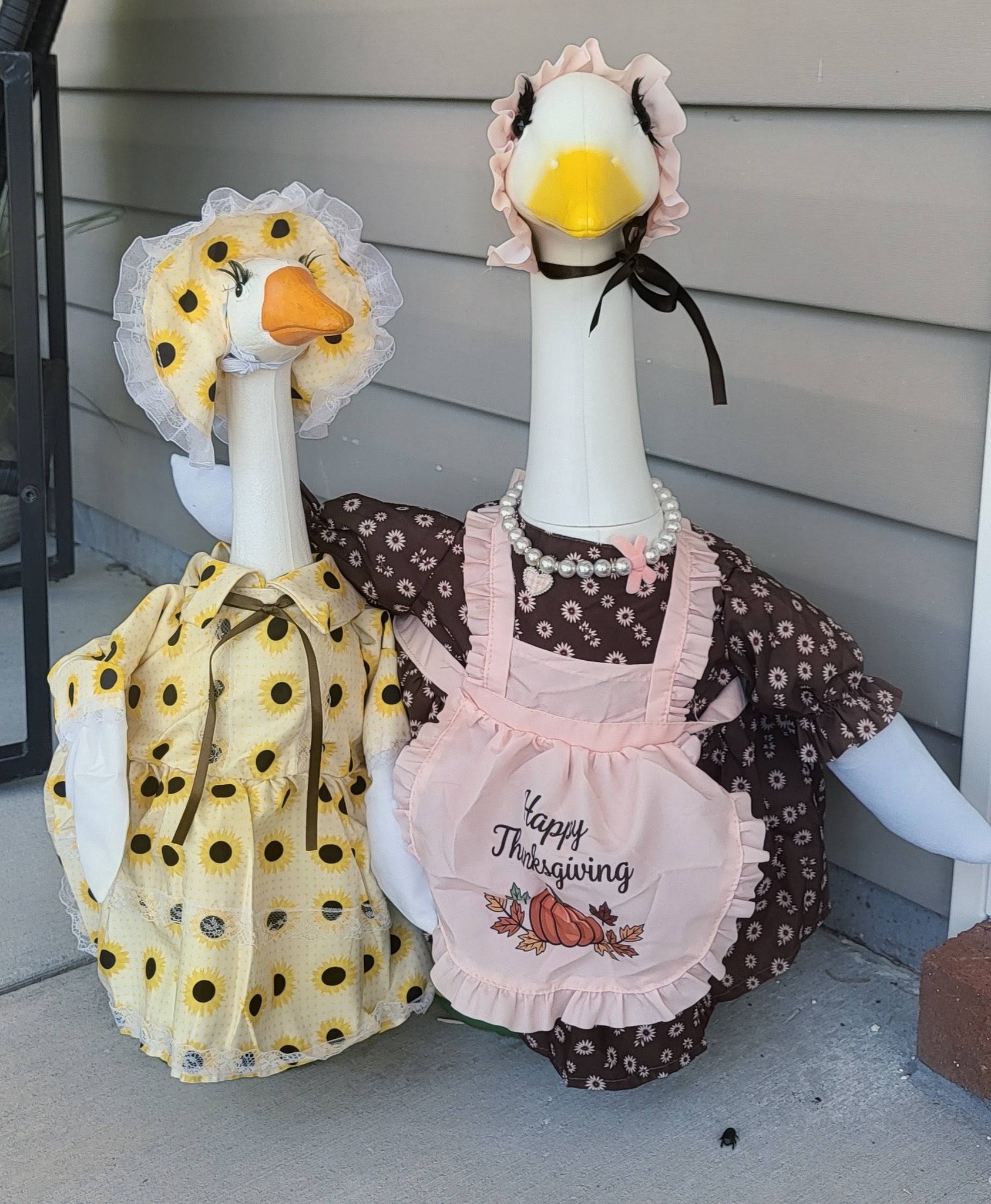 Duchess Hilda Huffinwaddle and Lady Pearl Picklepaddle of NC Goose