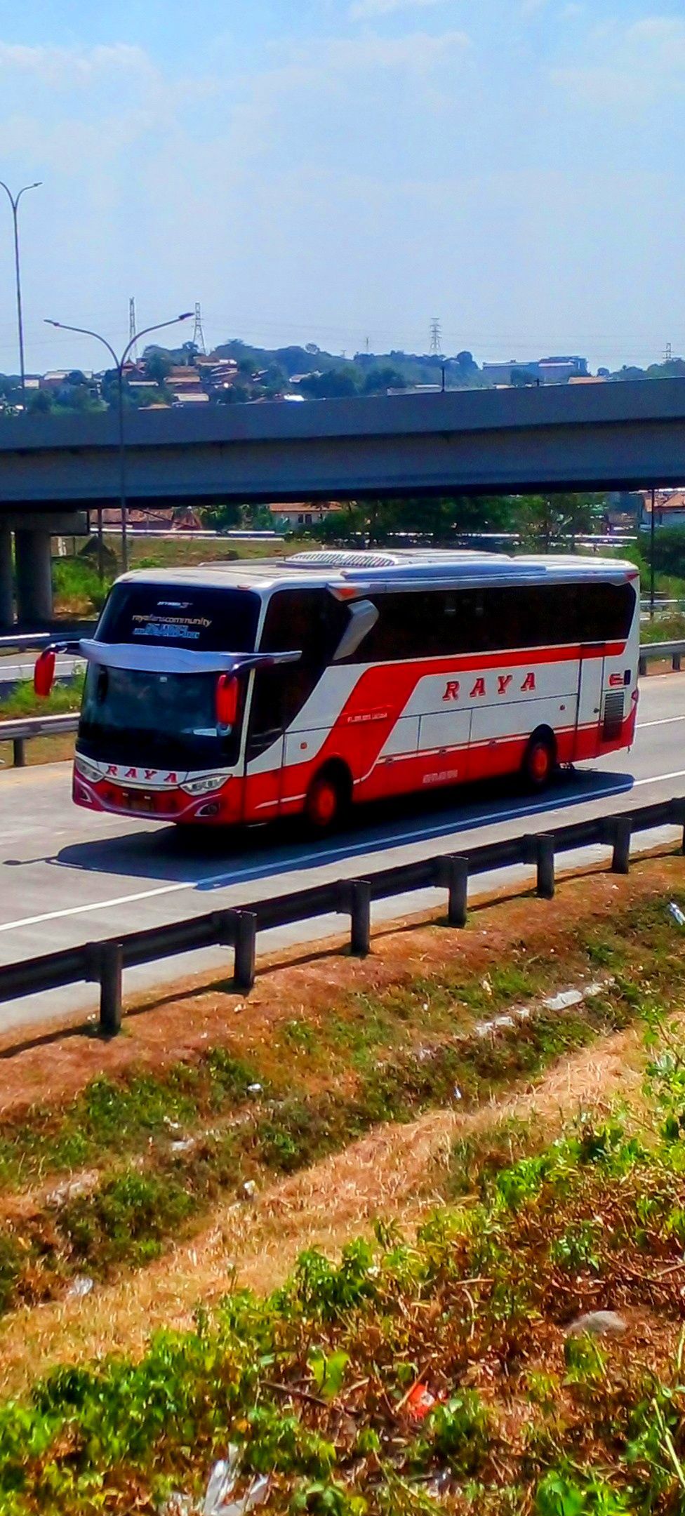 HUNTING FOTO BIS AMATIR | PO RAYA JET BUS 3 SHD MADE IN GARASI | Facebook