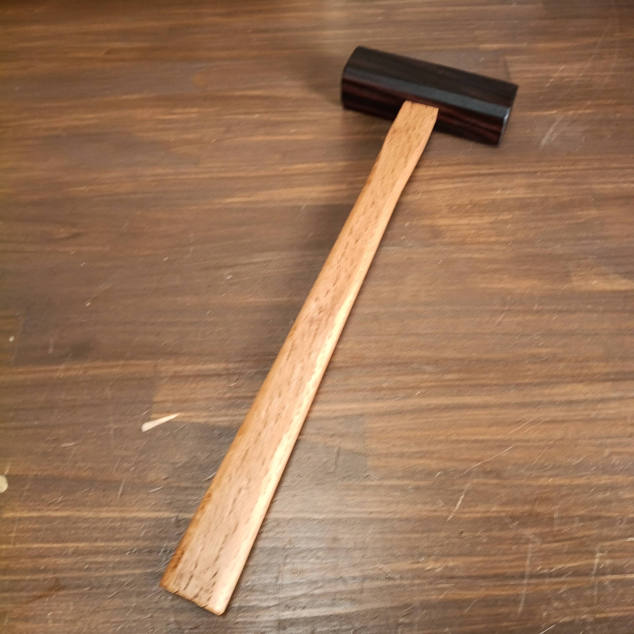 黒檀で作った木槌 その辺の端材で八角玄翁を作ってみました?