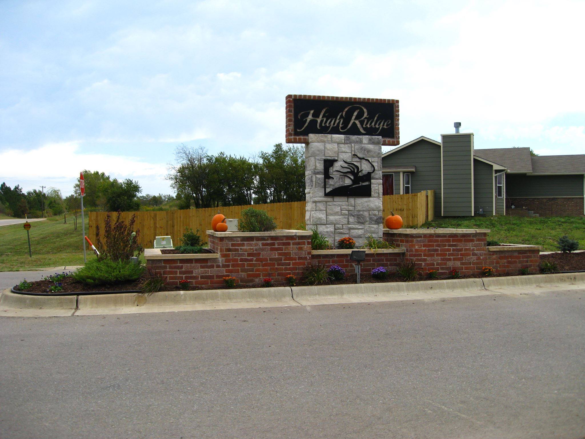 High Ridge Homeowners Association | Park City KS