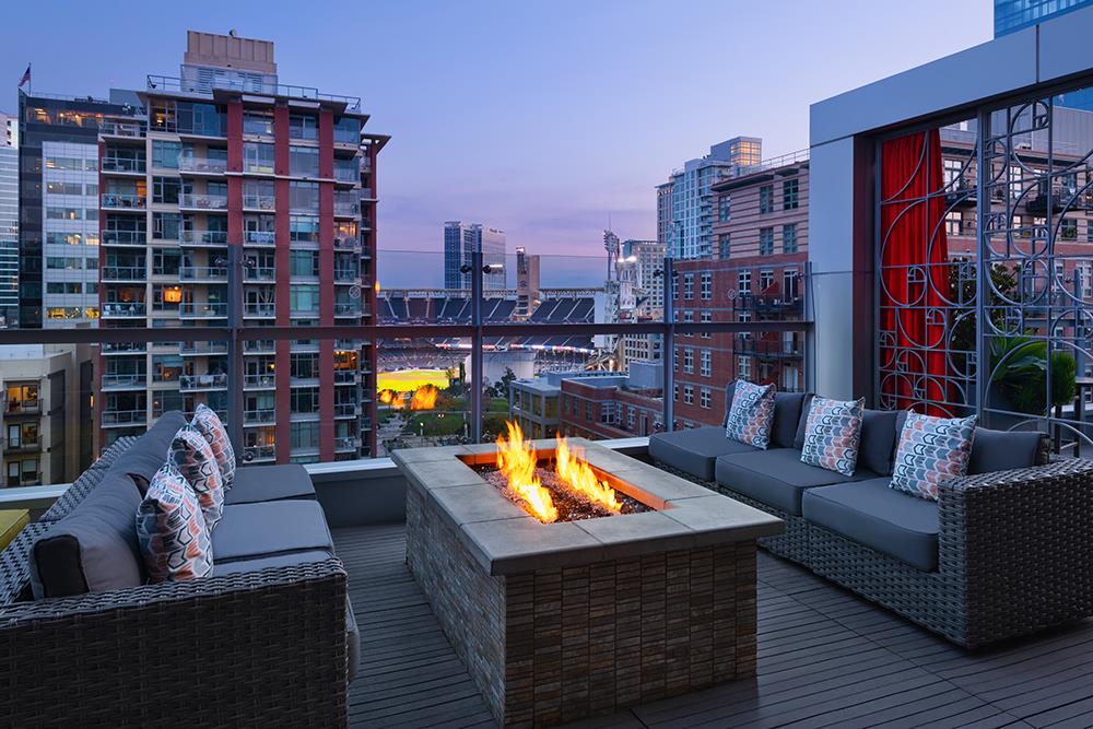 Level 9 - Rooftop Bar & Lounge | San Diego CA