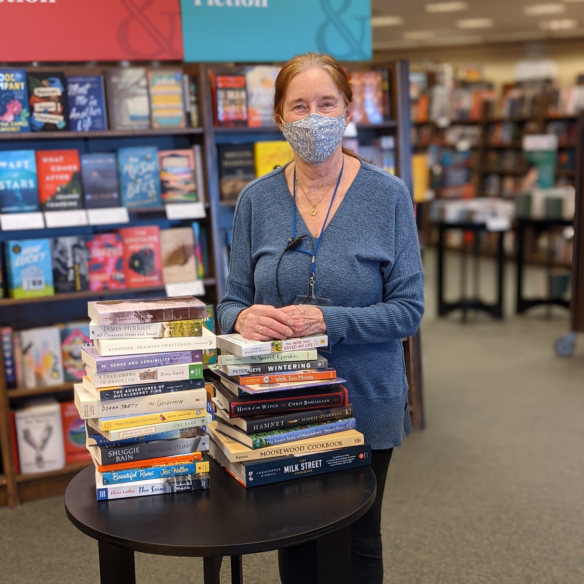 Barnes & Noble - What makes a bookstore? Booksellers.... | Facebook