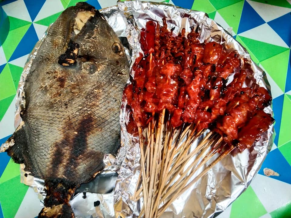 Bilao Special order 2 kilos of sinugbang fish PAKOL with pork, isaw and ...