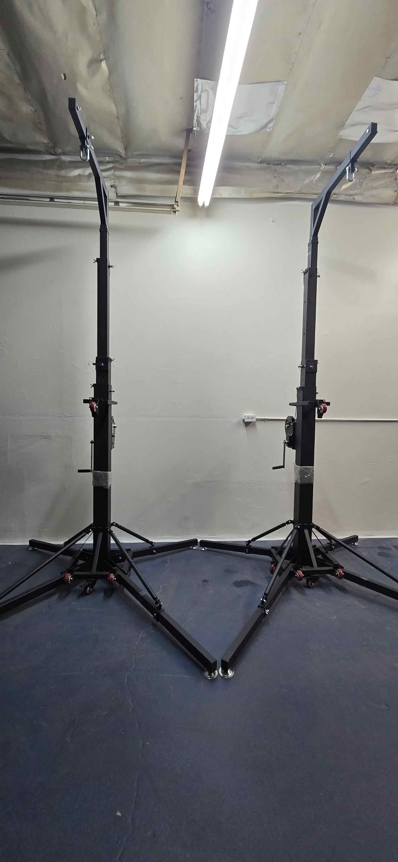 LINE ARRAY LIFTING STANDS TOWERS - Weight Lifting Machines & Racks ...