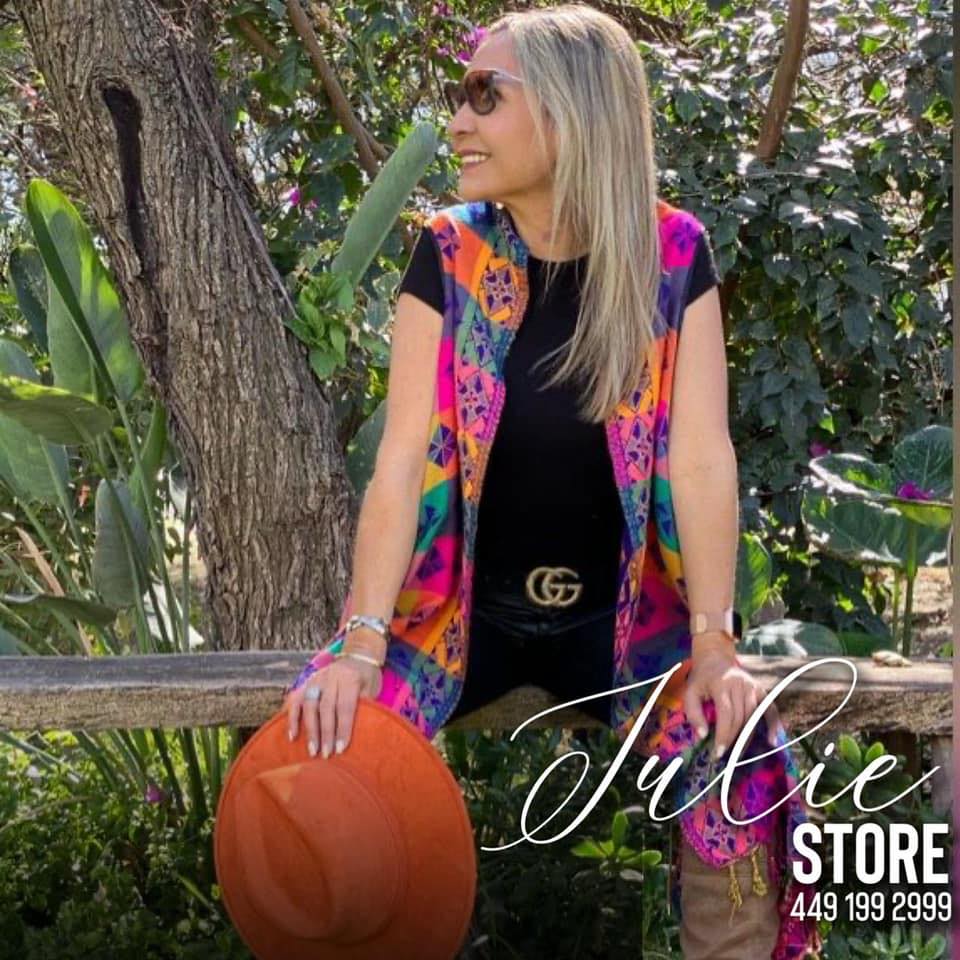 JULIE STORE