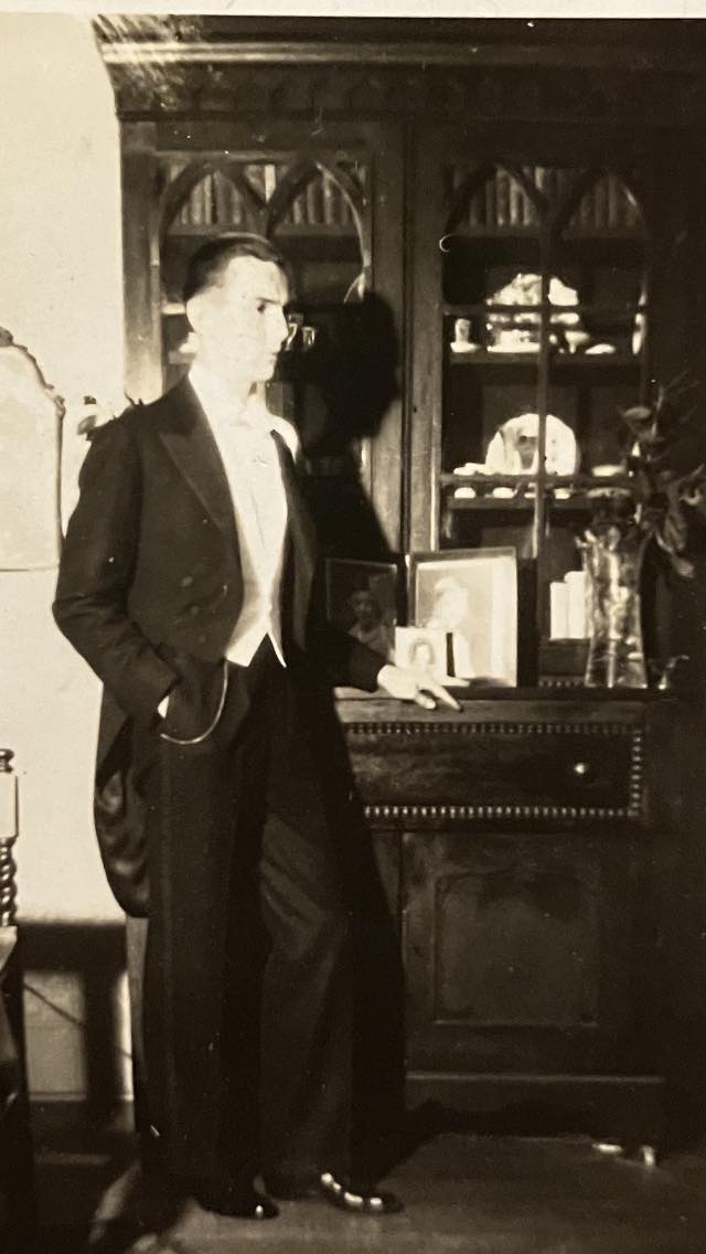 ladies go crazy for a sharp dressed man Every girl 'bout sharp-dressed man.