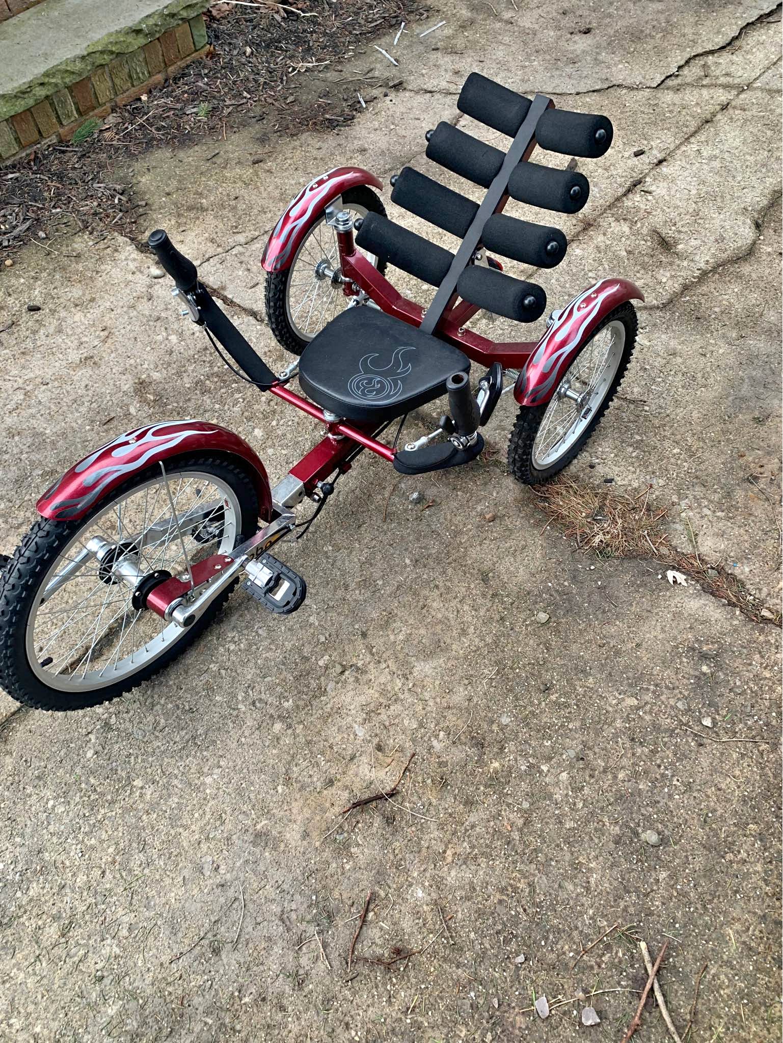 mobo shift 3 wheel recumbent bicycle trike Amazon.com : Cruiser 3-Wheel Trike. Reversible Adult Tricycle Bike, black, 20-Inch : Cruiser Bicycles : Sports & Outdoors such as free wheel maneuverability Mobo Shift Tricycle
