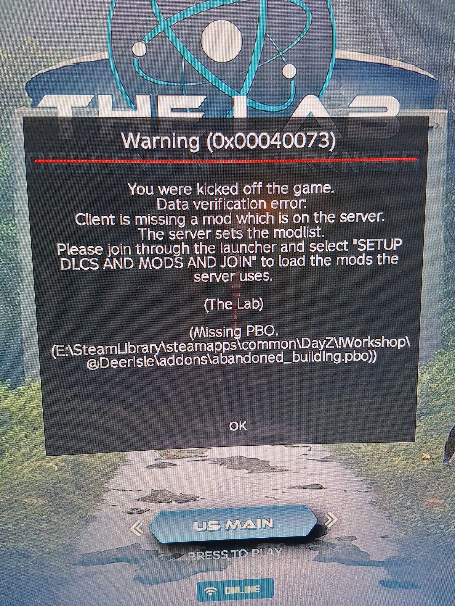 What's causing DayZ solo server connection issues with missing mods?