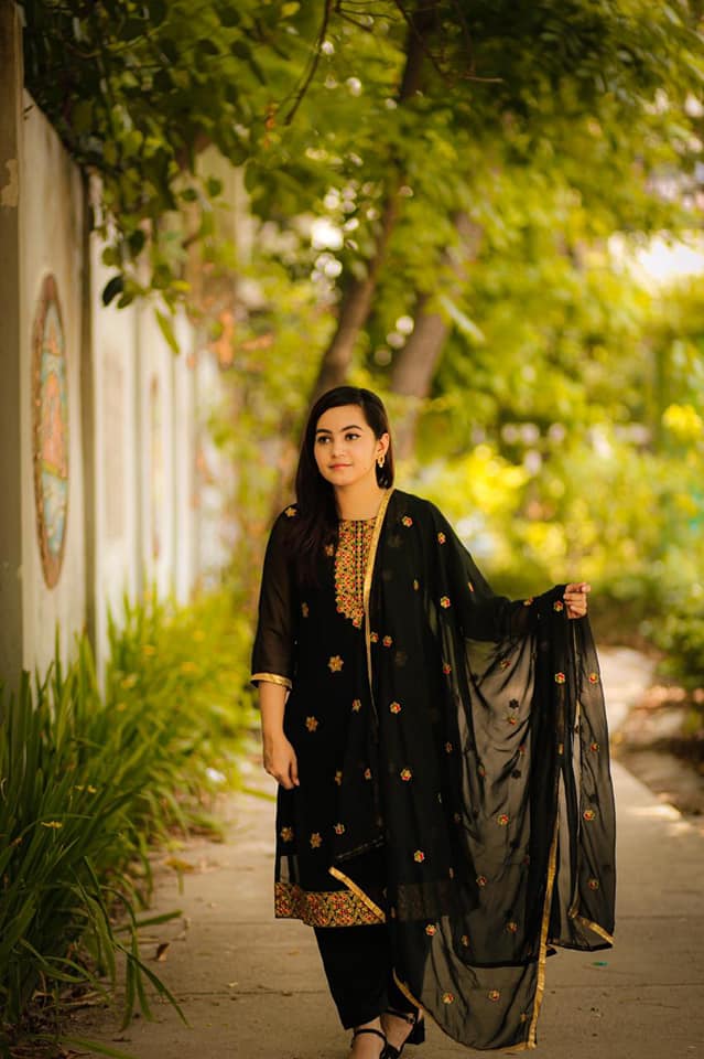 Jorget 4 pis party dress Body:-... - Chữ Tâm Lên Hàng Đầu | Facebook