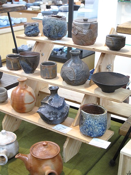 陶芸家　作家物　太田雅之　備前　徳利　備前焼　共箱 備前焼 太田雅之 作陶展 ろくろ、手びねり、紐作り、面取、独自の削り