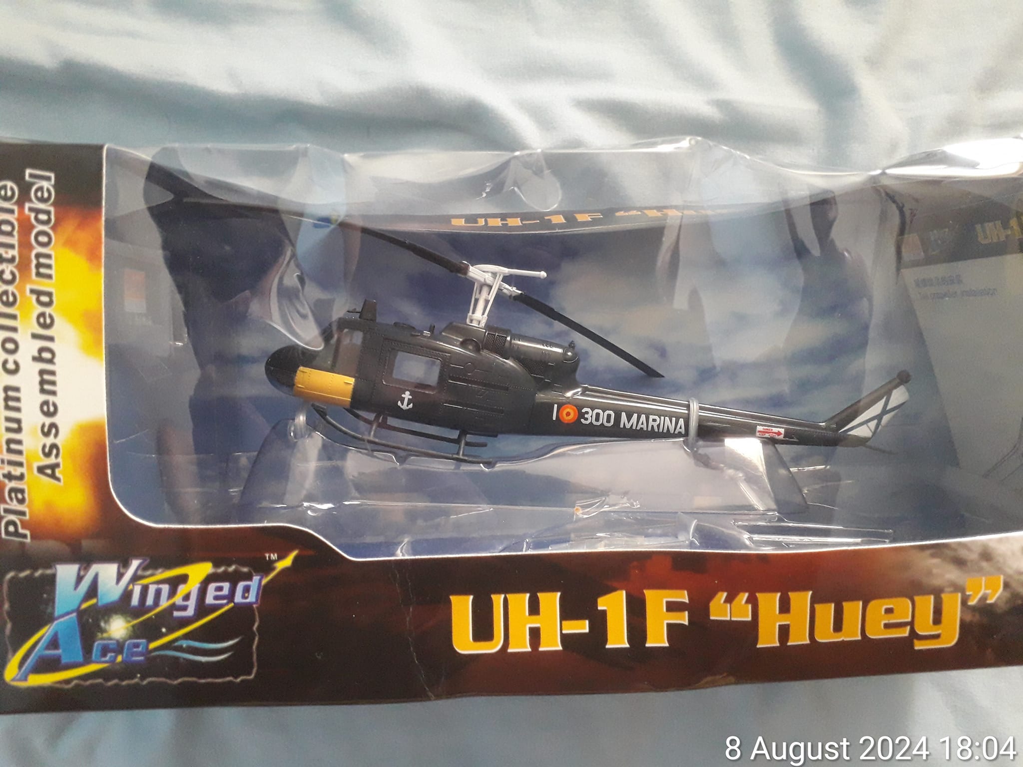 1:18 scale 21st century toys Huey helicopter review