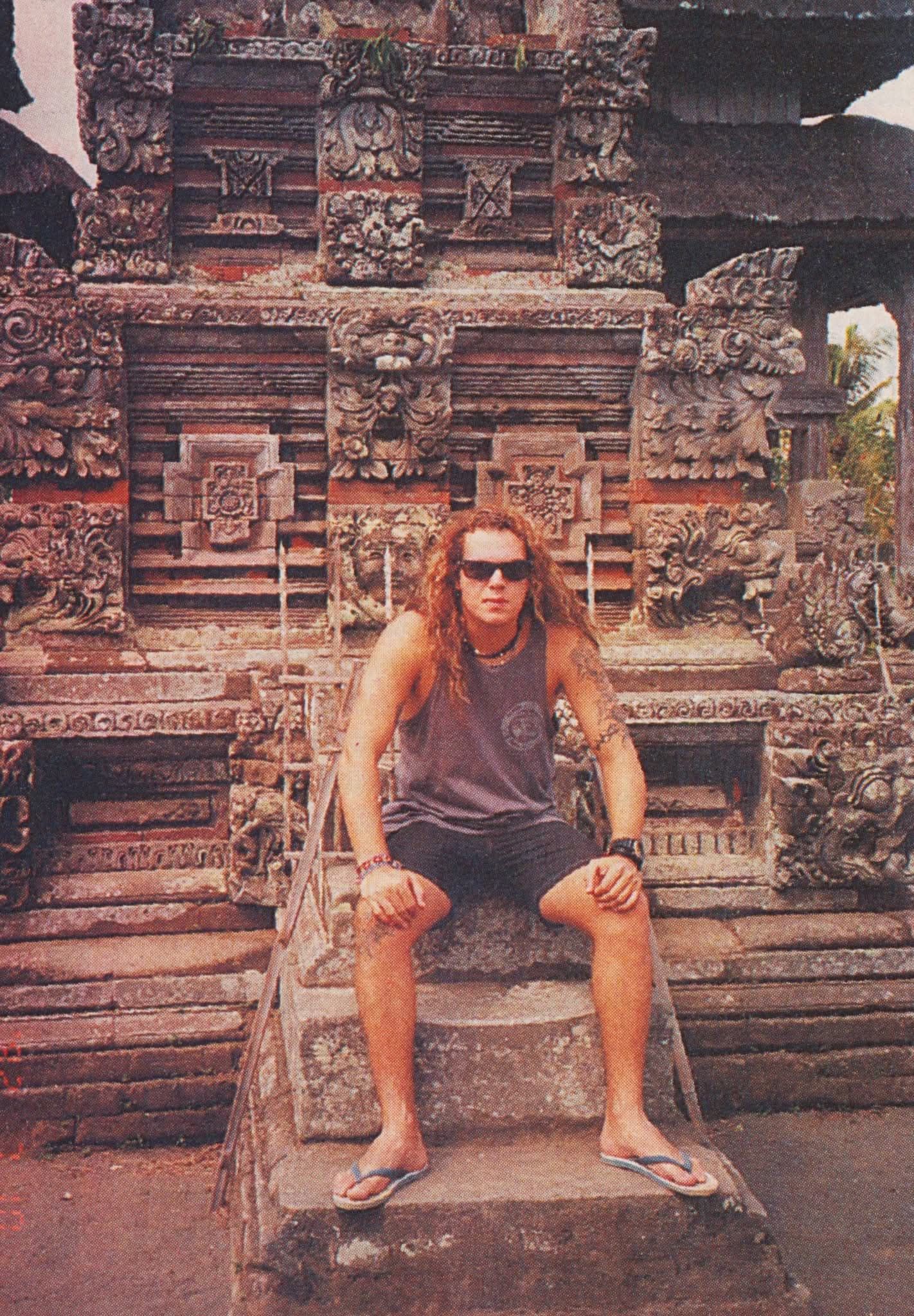 Here's an old photo of SEPULTURA's Igor Cavalera at a Temple in
