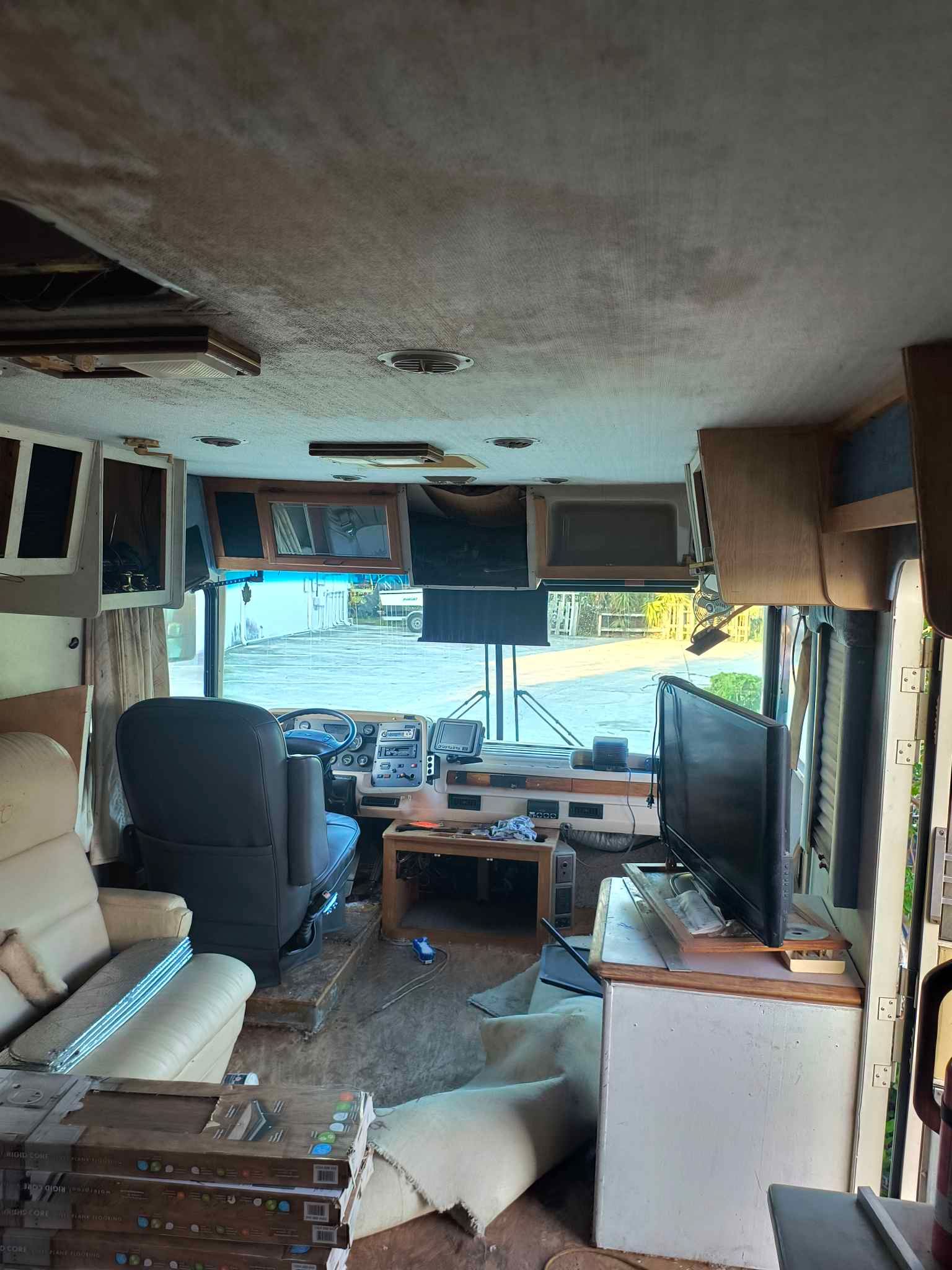 1995 Dolphin RV aka National - RVs & Campers - West Palm Beach, Florida ...