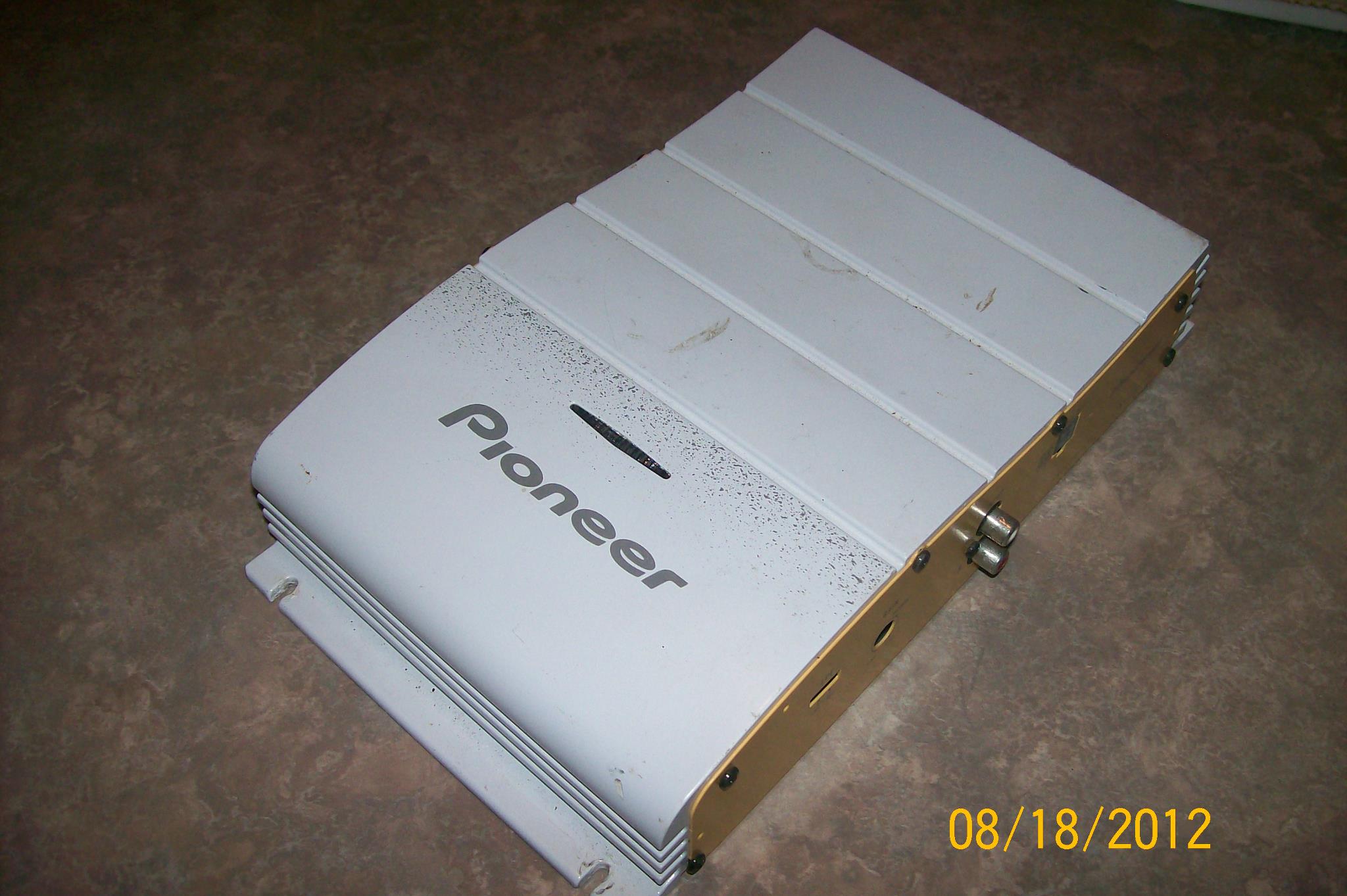 Pioneer Carrozzeria GM-A3200 2-channel power amplifier