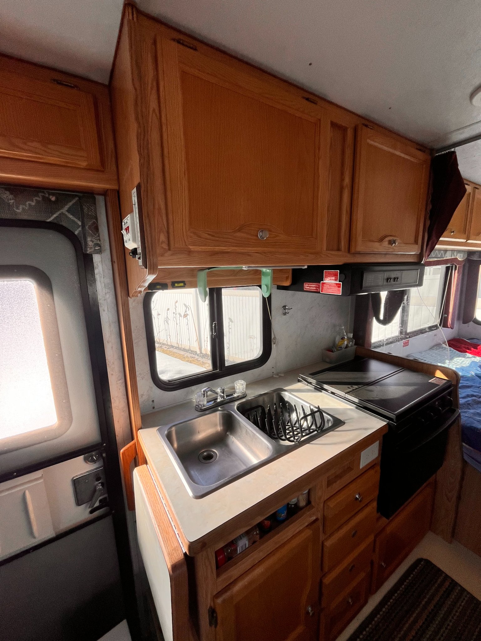 1999 Kustom Koach KC220 - RVs & Campers - Red Deer, Alberta | Facebook ...