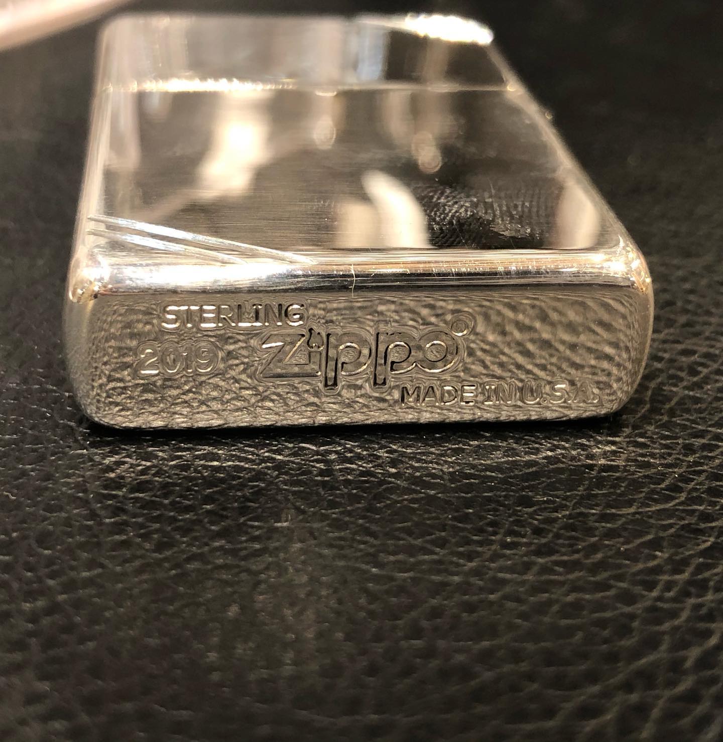 ジッポー 刻印925 ーSTERLING ZIPPOー . シルバー925製のzippoで 独特 