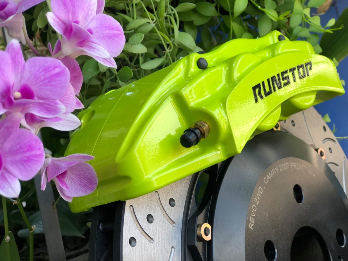Runstop Racing - ไม่ว่าจะขึ้นเขาลงห้วย ลุยป่า หรือดงดอกไม้... | Facebook