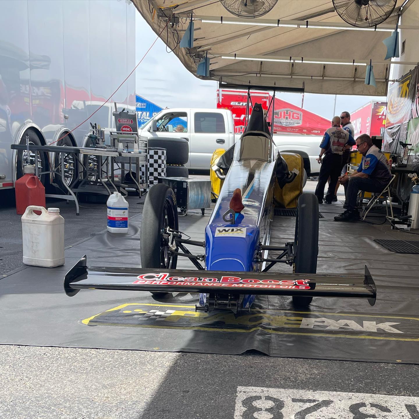 On the ground ready for... - Johnny Ahten Racing | Facebook