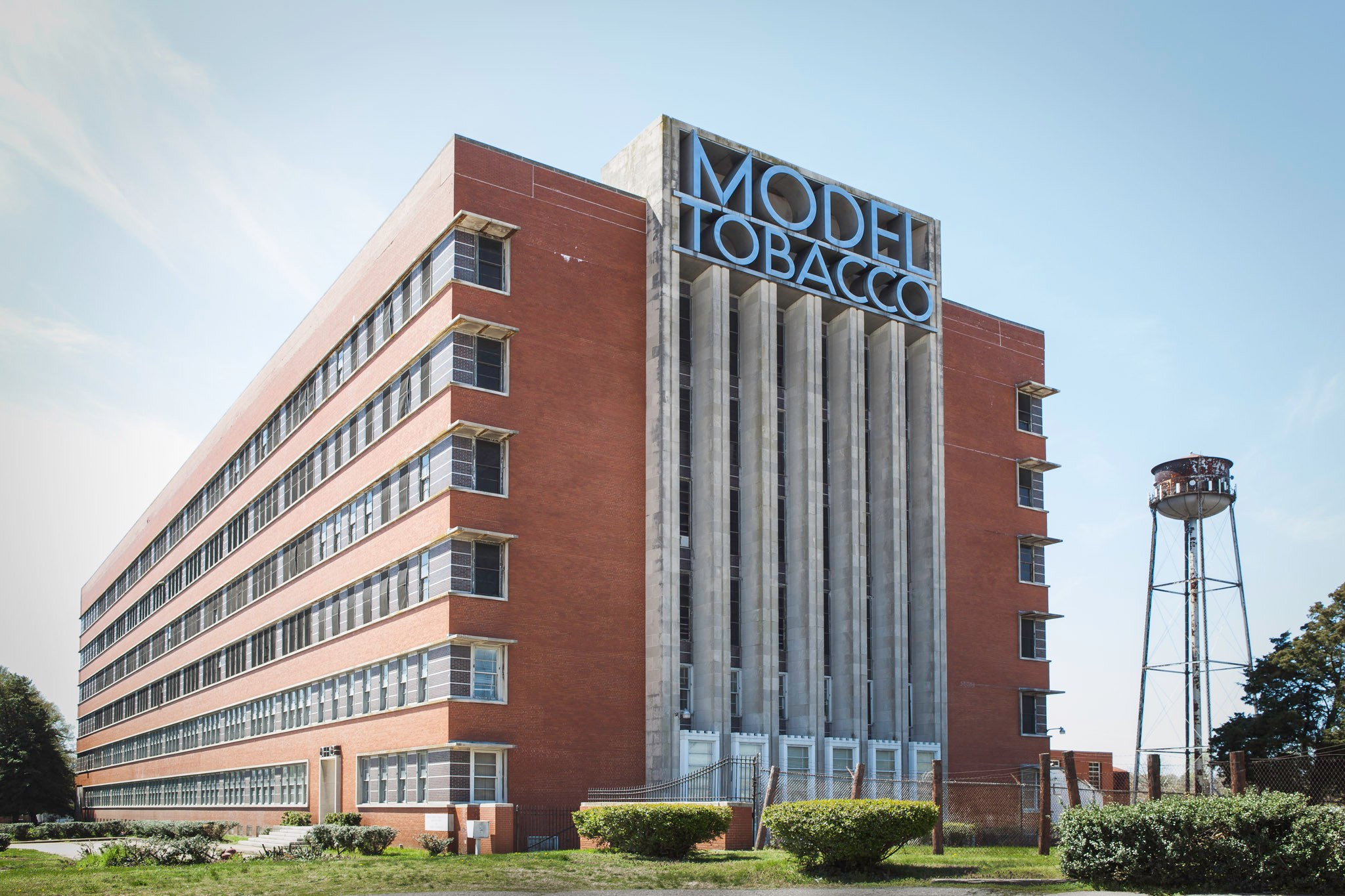 Model tobacco building in Richmond, Virginia
