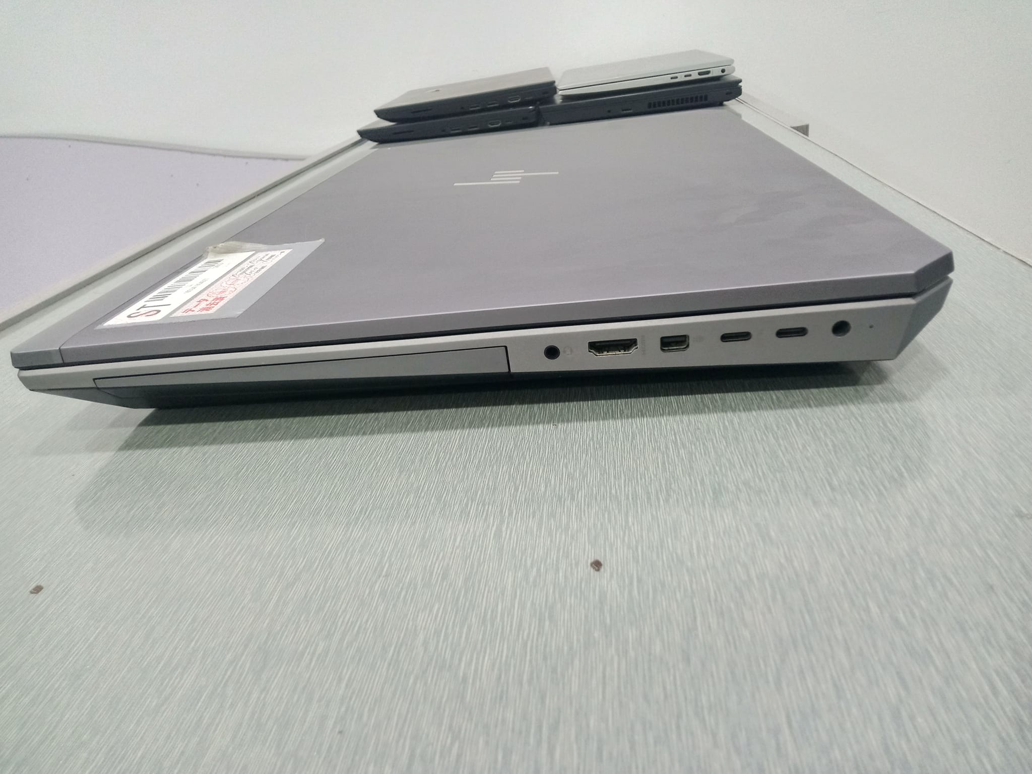 HP ZBook 17 G5 specs with Core i7-8850H