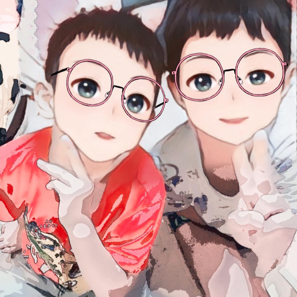 子凡&子恩 - 子凡&子恩 added a new photo.
