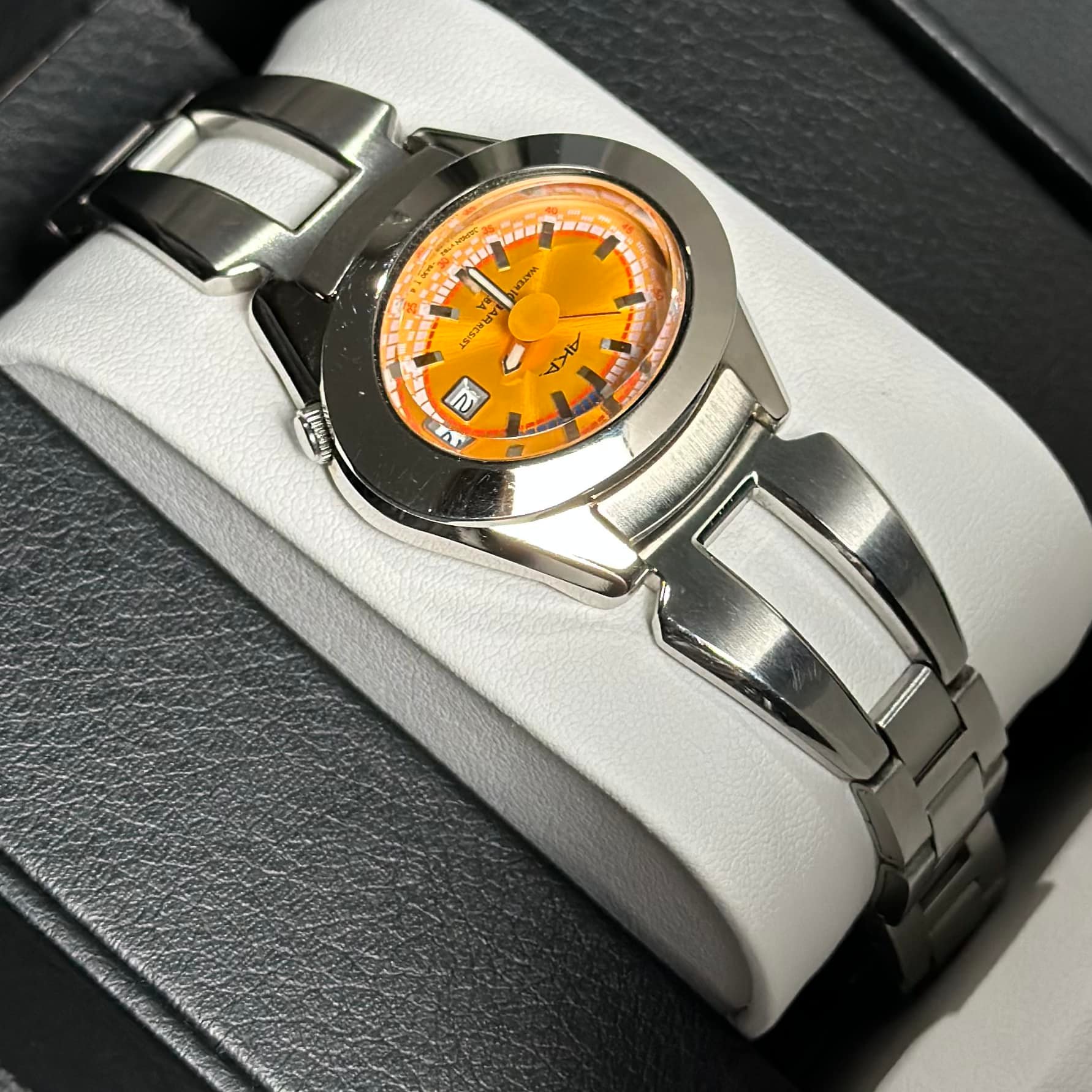 AKA ALBA by seiko V782-5A40 [QUARTZ]