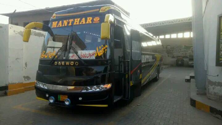 Manthar Express Zafarwal to SadiqAbad... - Buses of Pakistan