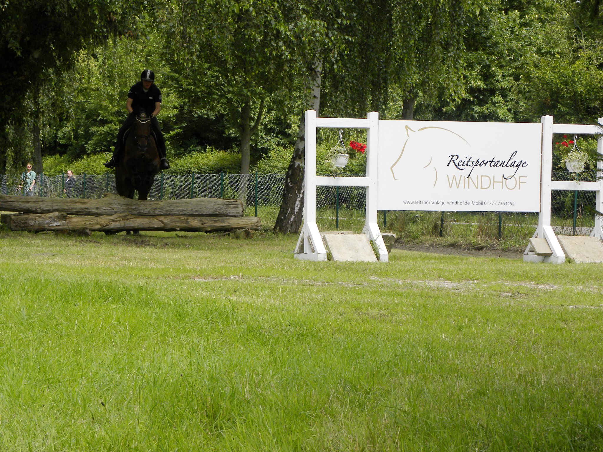 Reitsportanlage Windhof - Geländestrecke | Lage