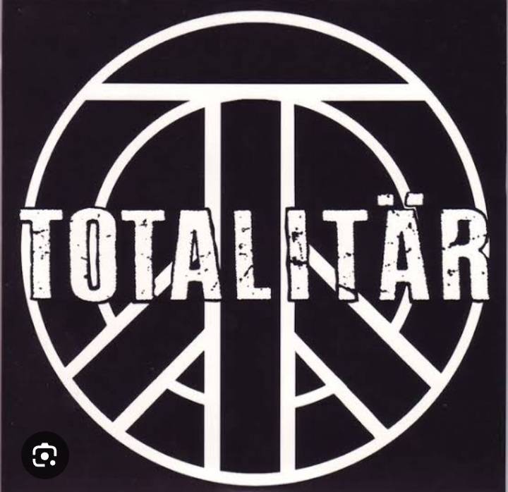 TOTALITAR / DISCLOSE Split LP Totalitär / Disclose - Split 12