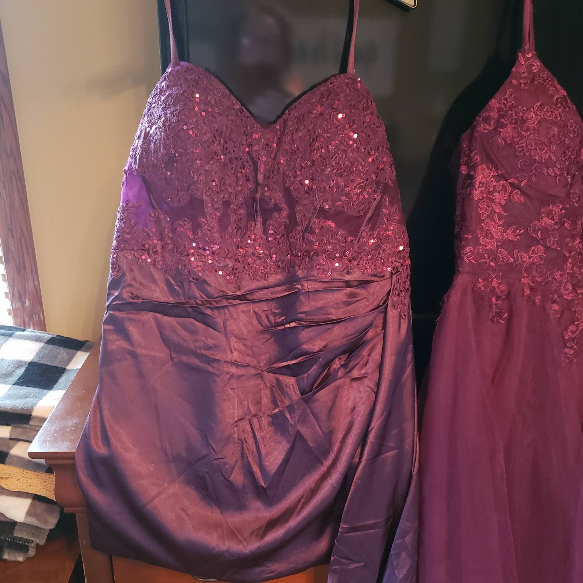 homecoming dresses bellevue Plum-colored for sale, sizes 16W-18W prom dresses 2024