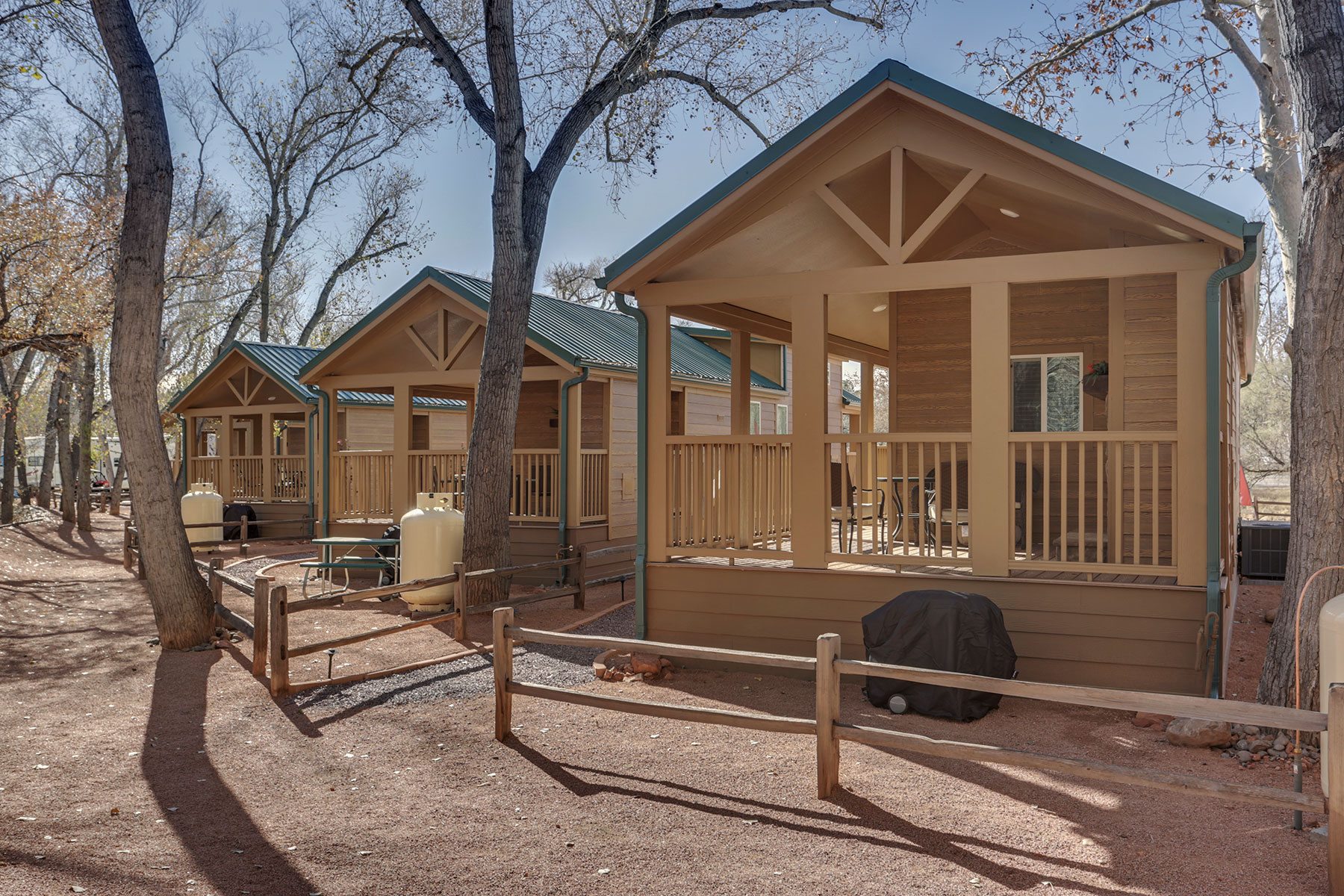 Athens Park - The Royal 1531 includes 399 sq. ft. of...