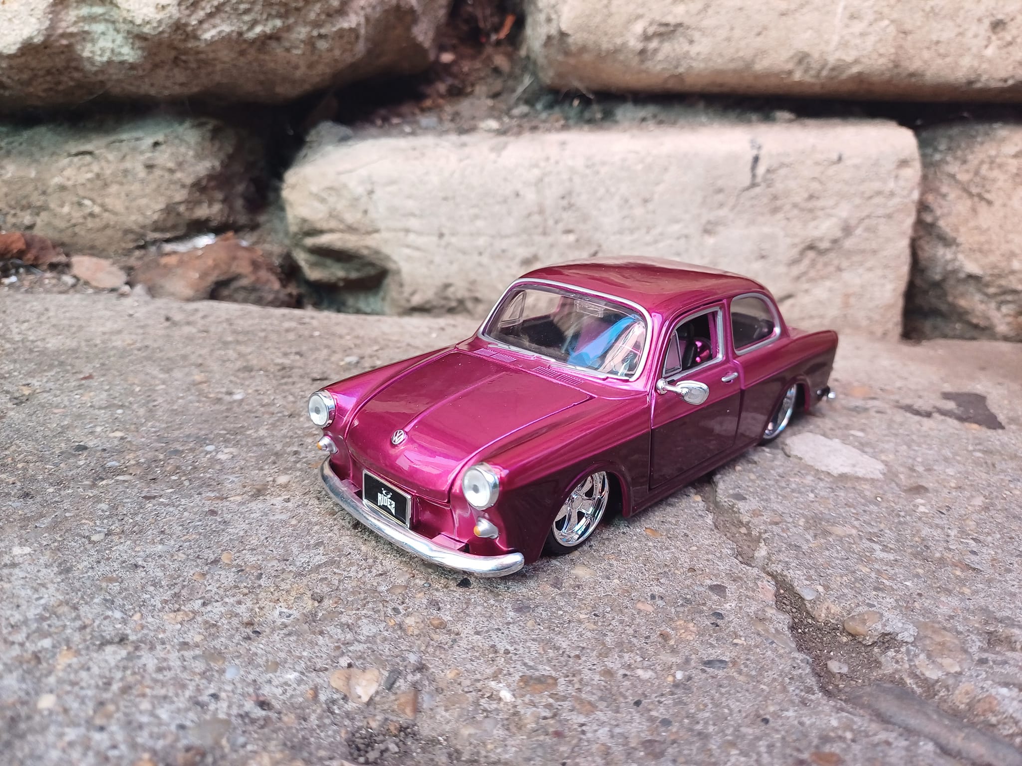 From my VW Collection, 1:24 scale Maisto Special edition notch.