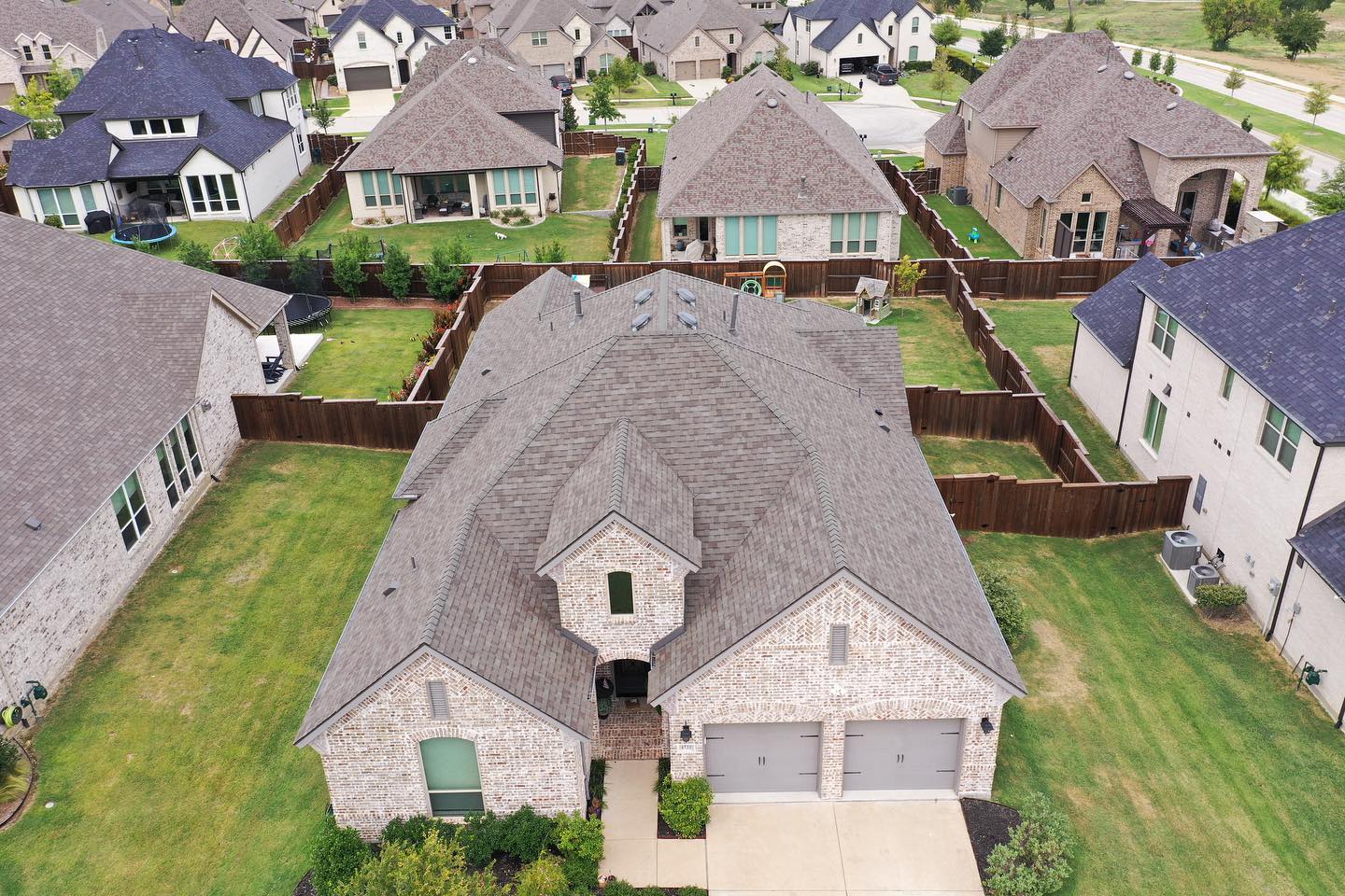 StormTech Roofing & Construction LLC