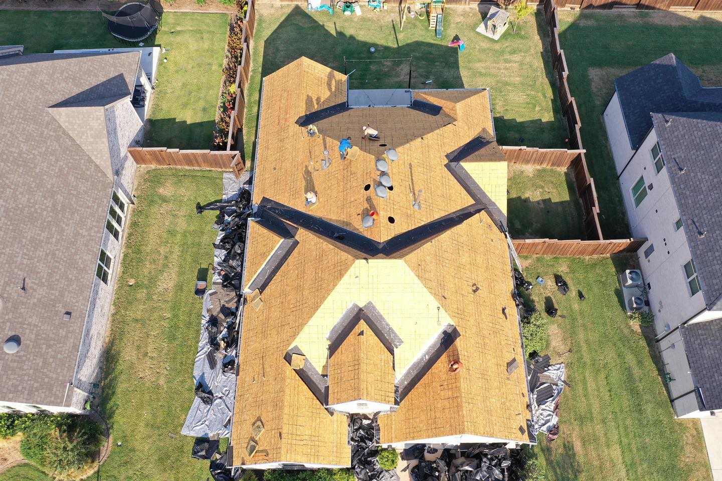StormTech Roofing & Construction LLC