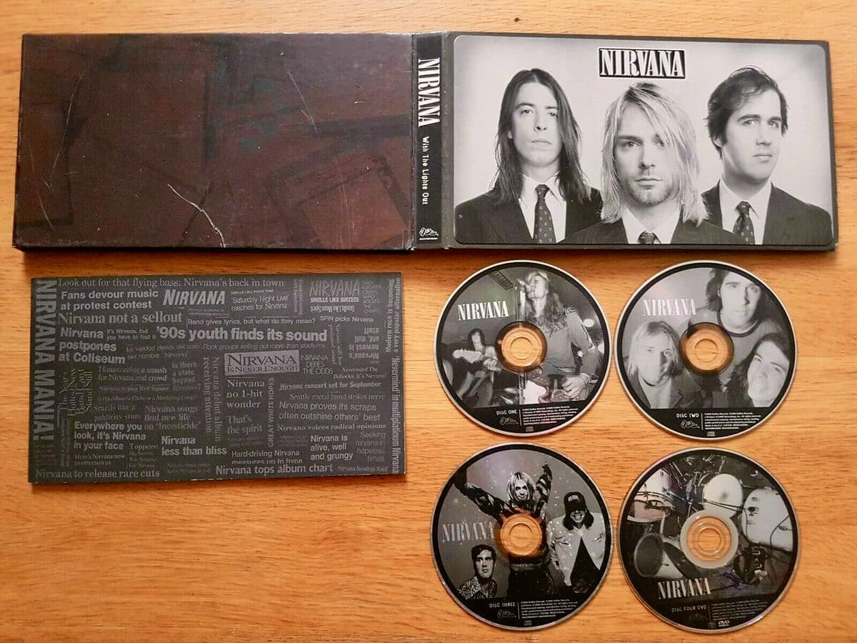 Who else remembers the Nirvana With The Lights Out CD box set? 💿
