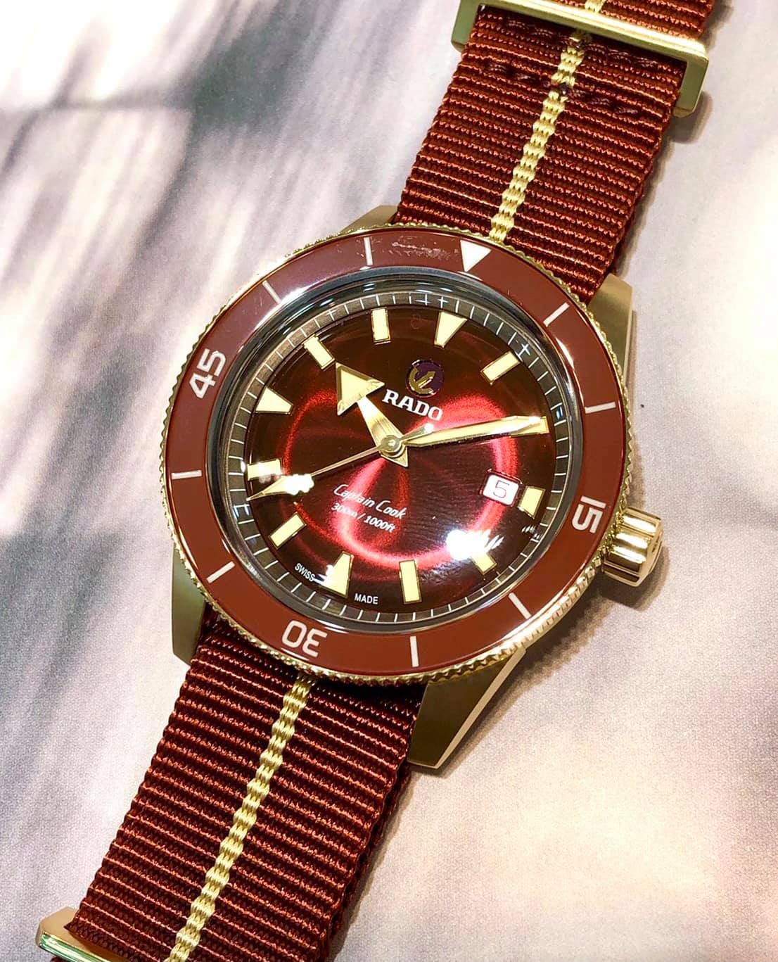 #Rado瑞士雷達 #鋼鐵紅CAPTAINCOOK #庫克船長新作... - 中國鐘錶 China Watch, Co | Facebook