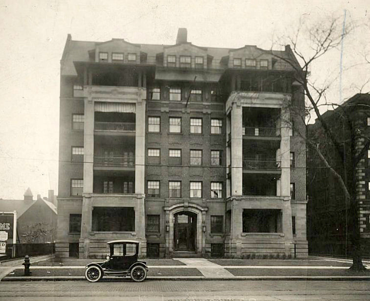 The Stockbridge Apartments located at 3328 Euclid Avenue in the 