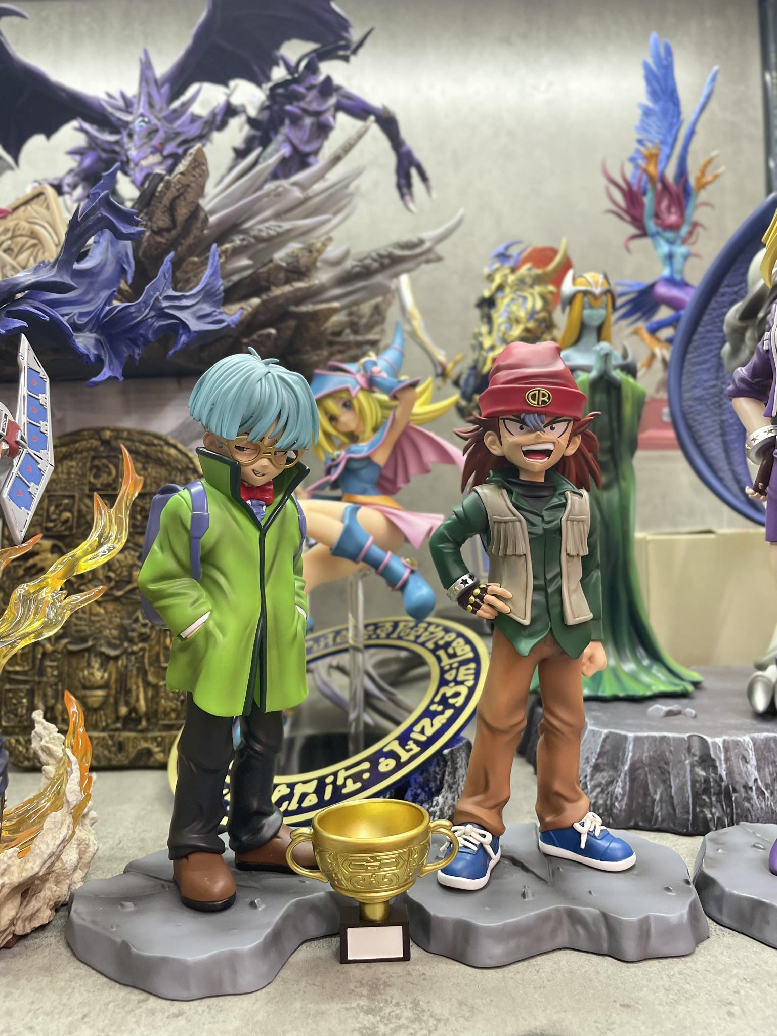 Insector Haga & Dinosaur Dragon Peak/Ryuzaki 1:7 scale figure