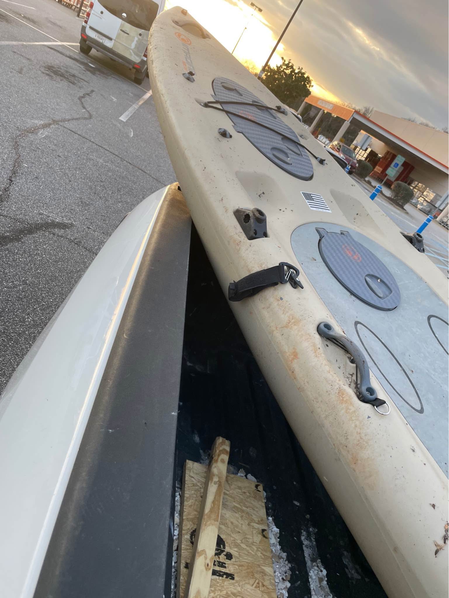 Kayak-Stand up paddle board/Kayak. Imagine Surf V2 Wizard Angler 