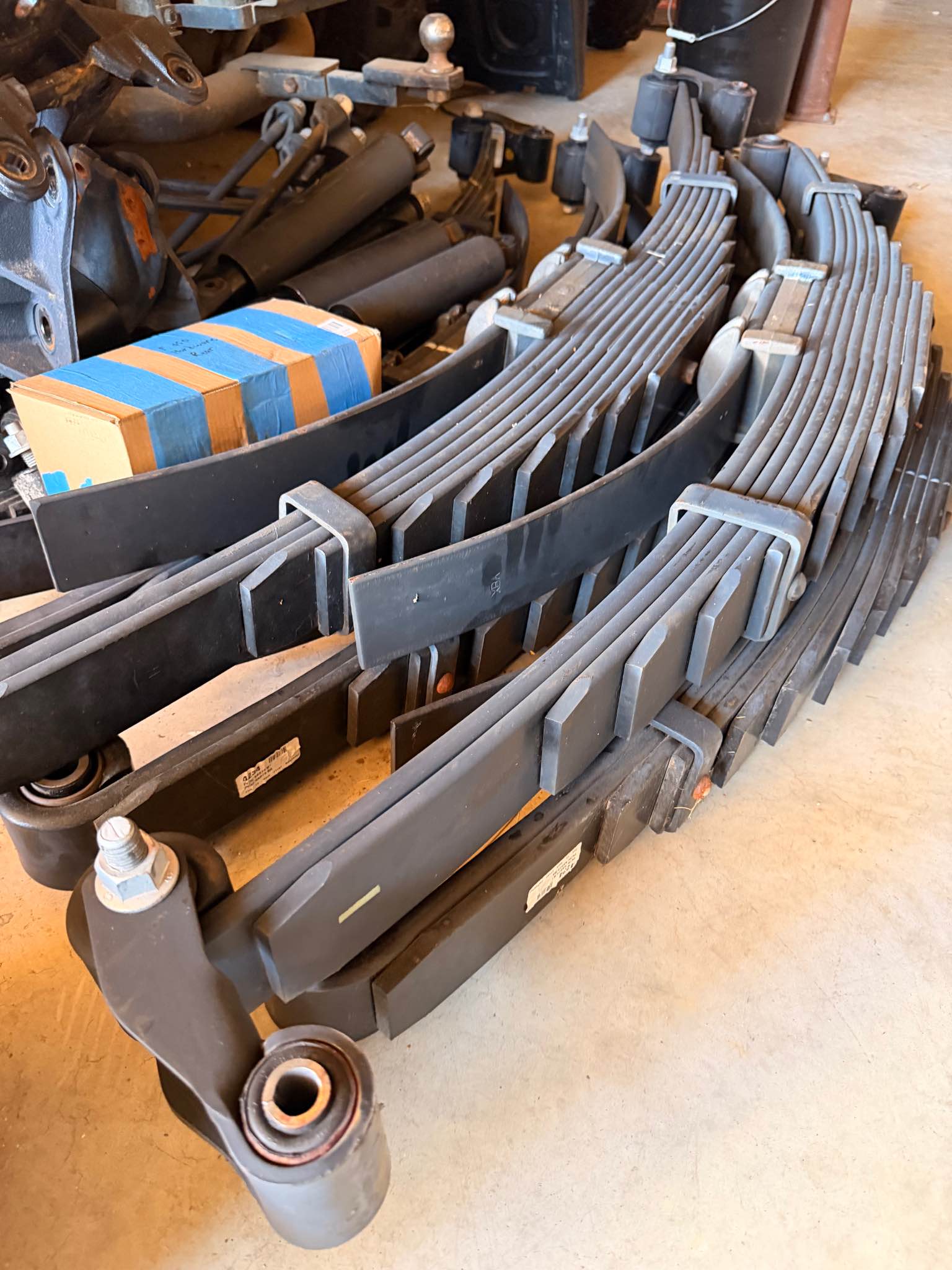 New Takeoff F-450/F-550 Super Duty Rear Leaf Springs Kit W/ Shocks ...